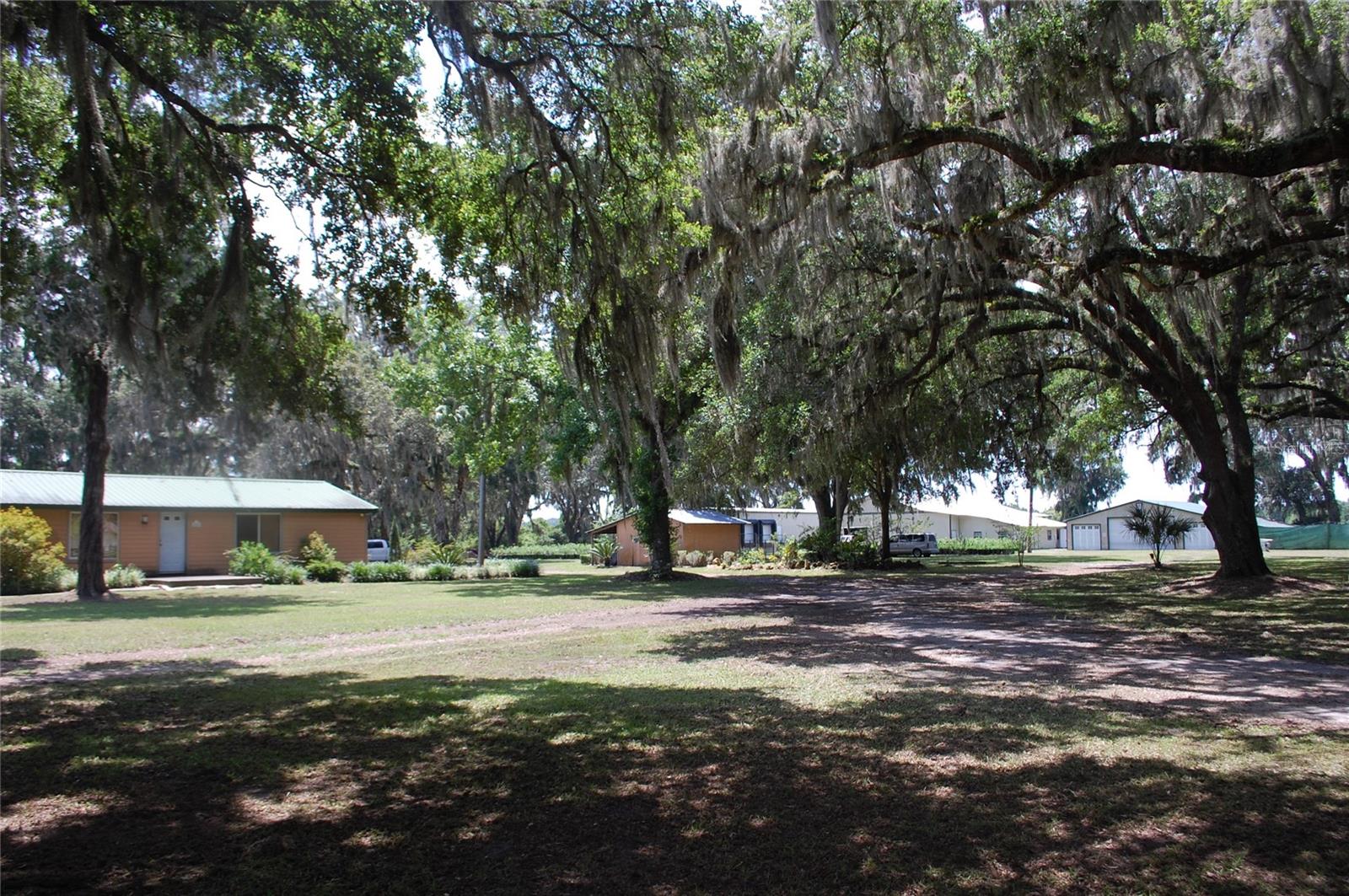 LOCHLOSSA FARMS - Residential