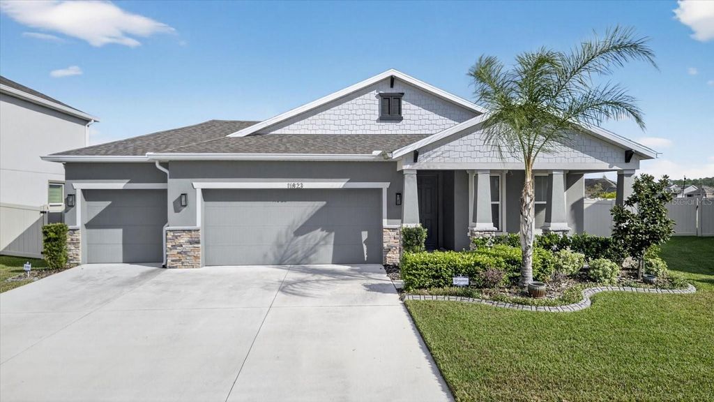 Photo of 11823 Tetrafin Drive, Riverview, FL 33579 (MLS # A4672903)