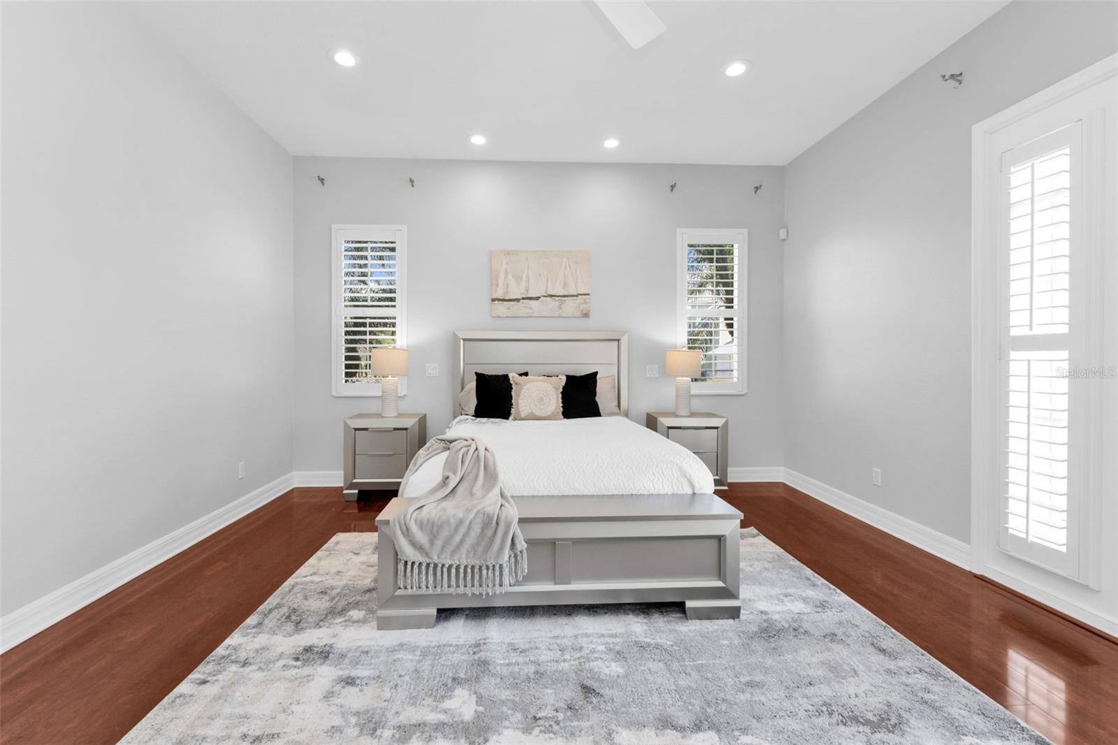 CLEVELAND NORTH - Residential