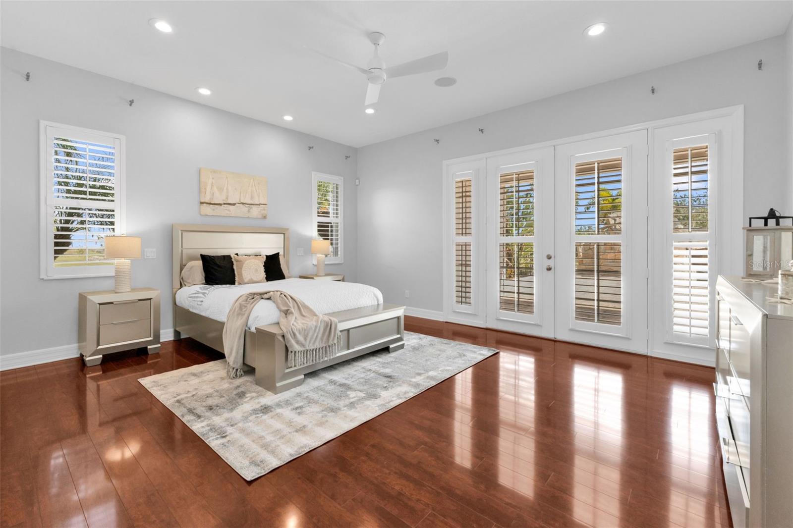 CLEVELAND NORTH - Residential