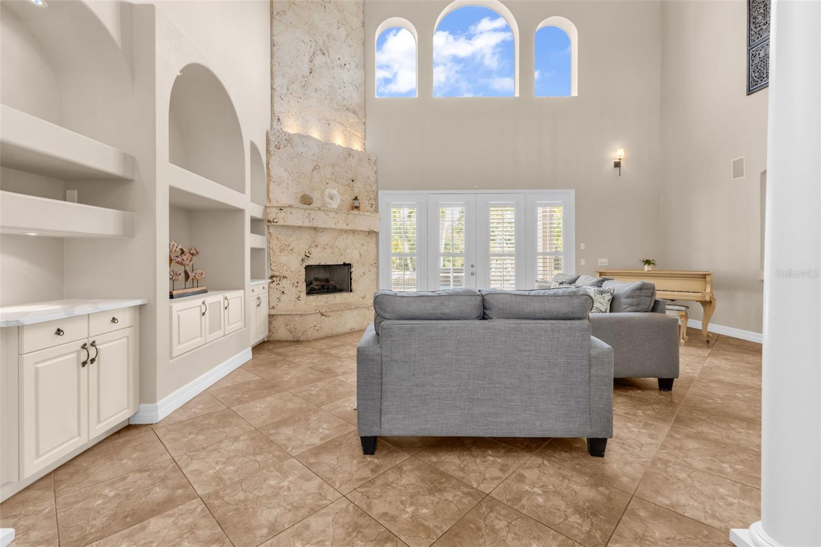 CLEVELAND NORTH - Residential