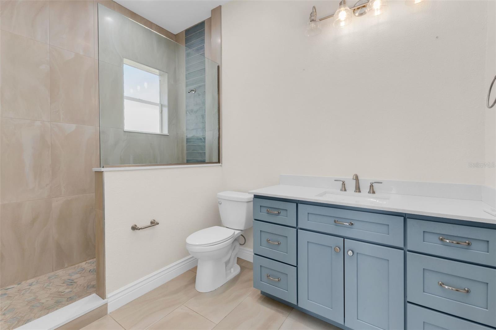 CLEVELAND NORTH - Residential