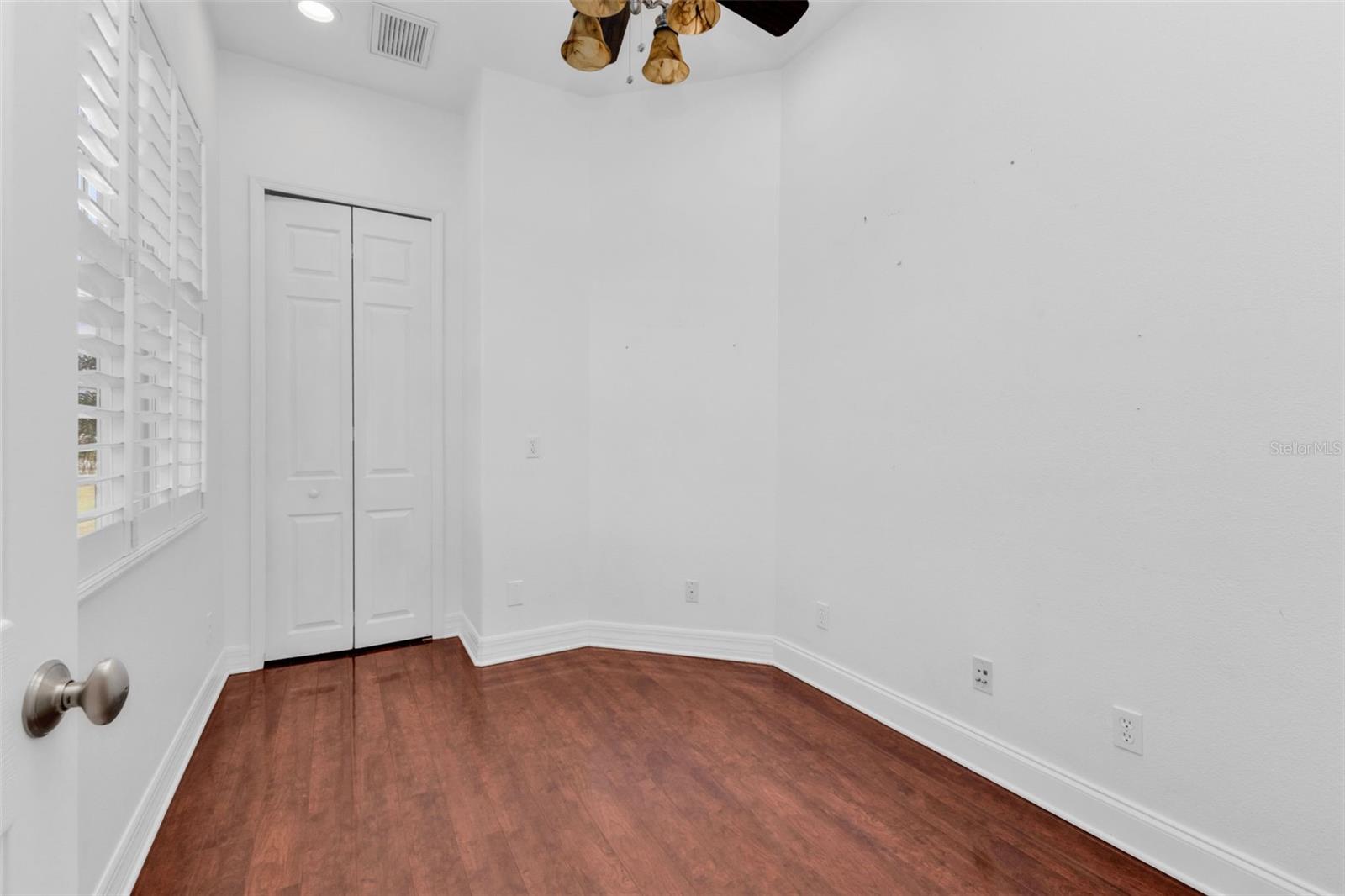 CLEVELAND NORTH - Residential