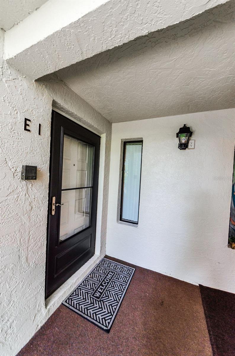 2575 PINE RIDGE WAY S E1