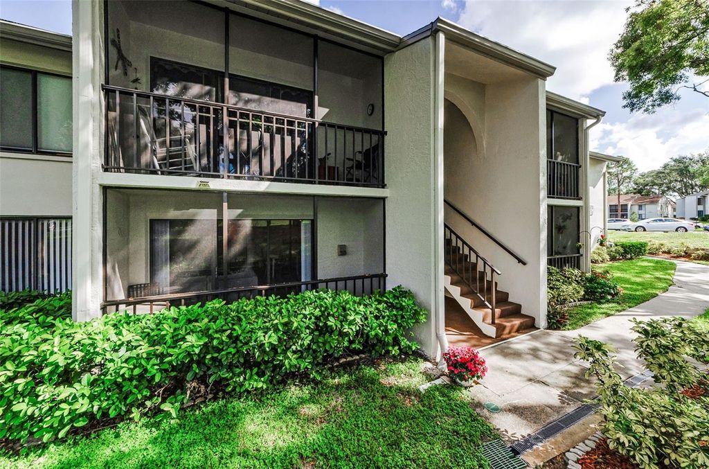 Photo of 2575 Pine Ridge Way S #E1, Palm Harbor, FL 34684 (MLS # TB8417241)