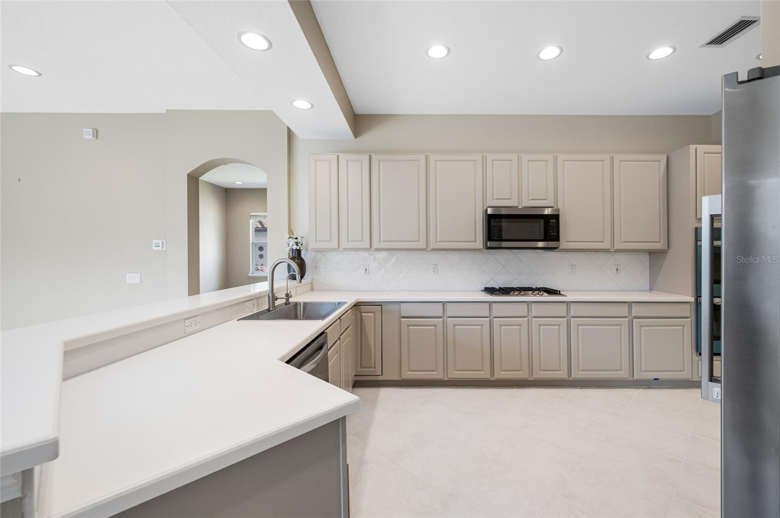 BAYOU CLUB ESTATES TR 5 PH 4 - Residential