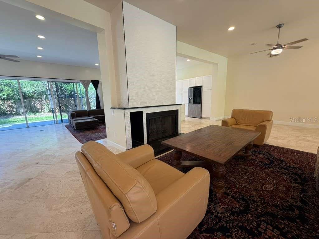 SABAL POINT SABAL GLEN AT - Residential