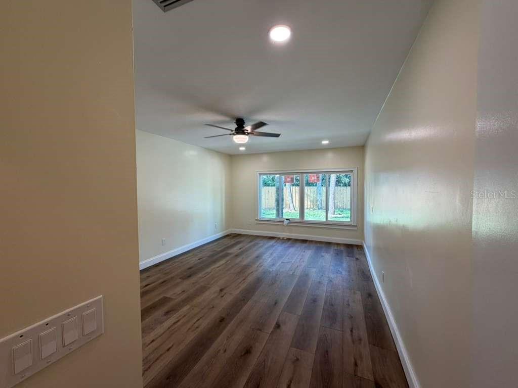 SABAL POINT SABAL GLEN AT - Residential