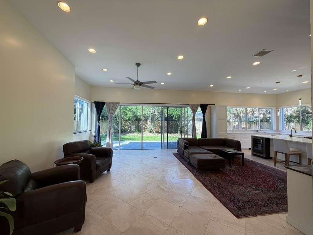 SABAL POINT SABAL GLEN AT - Residential