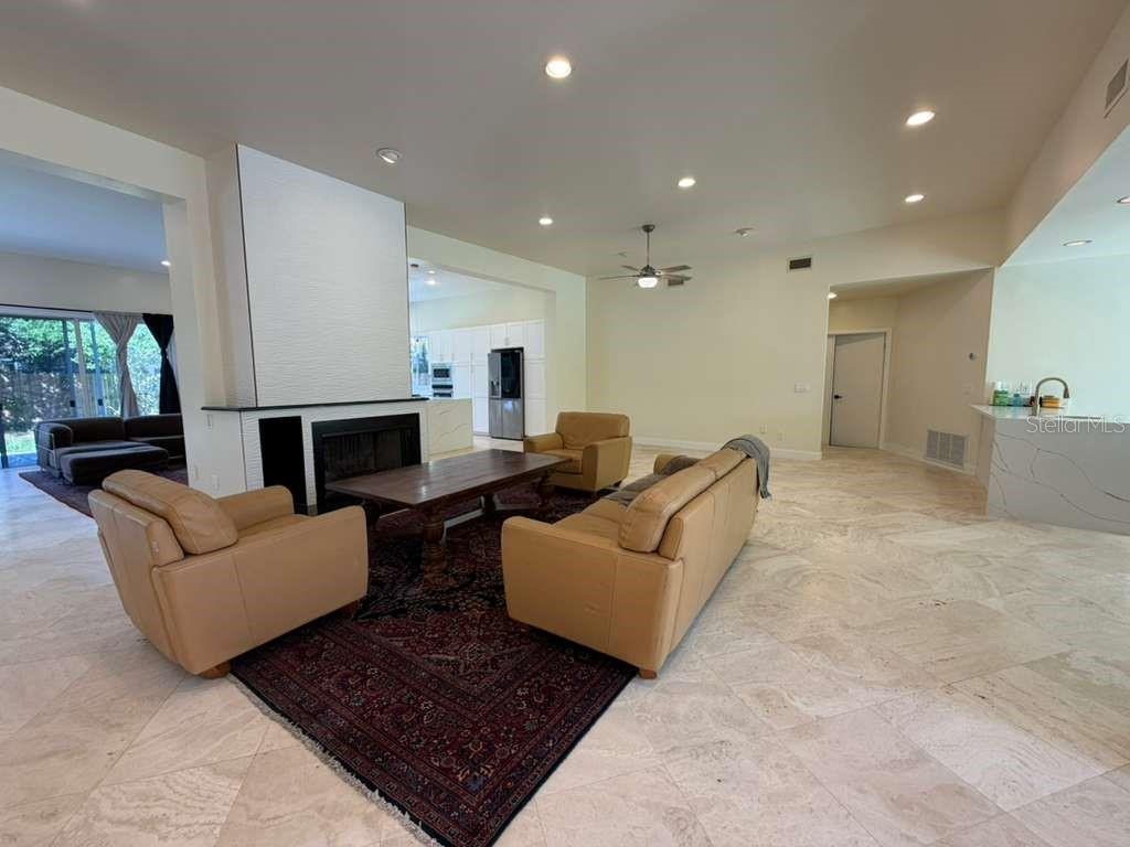 SABAL POINT SABAL GLEN AT - Residential