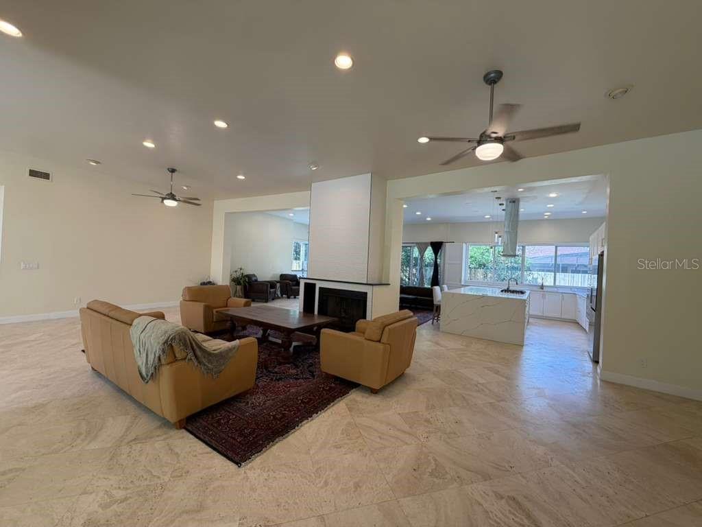 SABAL POINT SABAL GLEN AT - Residential