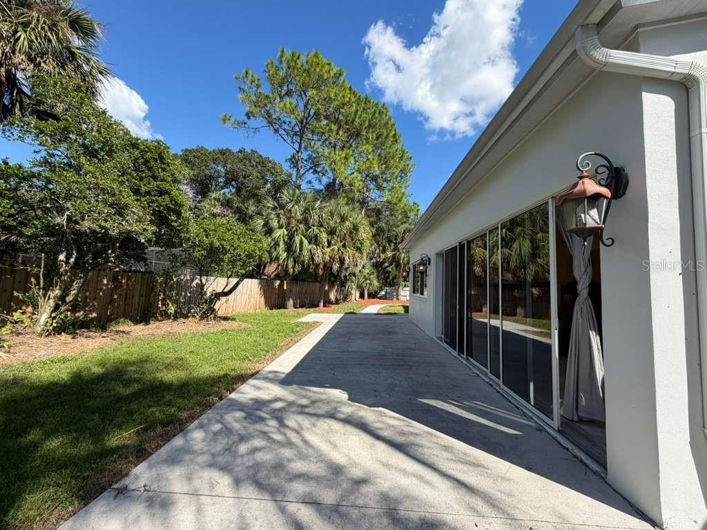 SABAL POINT SABAL GLEN AT - Residential