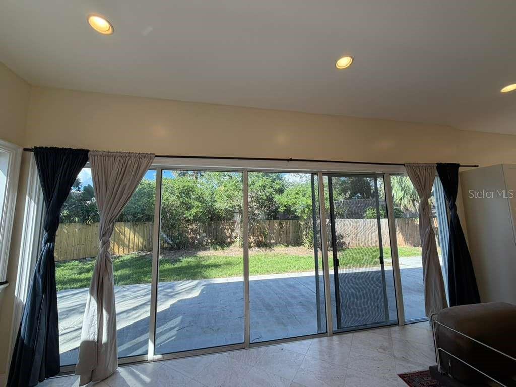 SABAL POINT SABAL GLEN AT - Residential