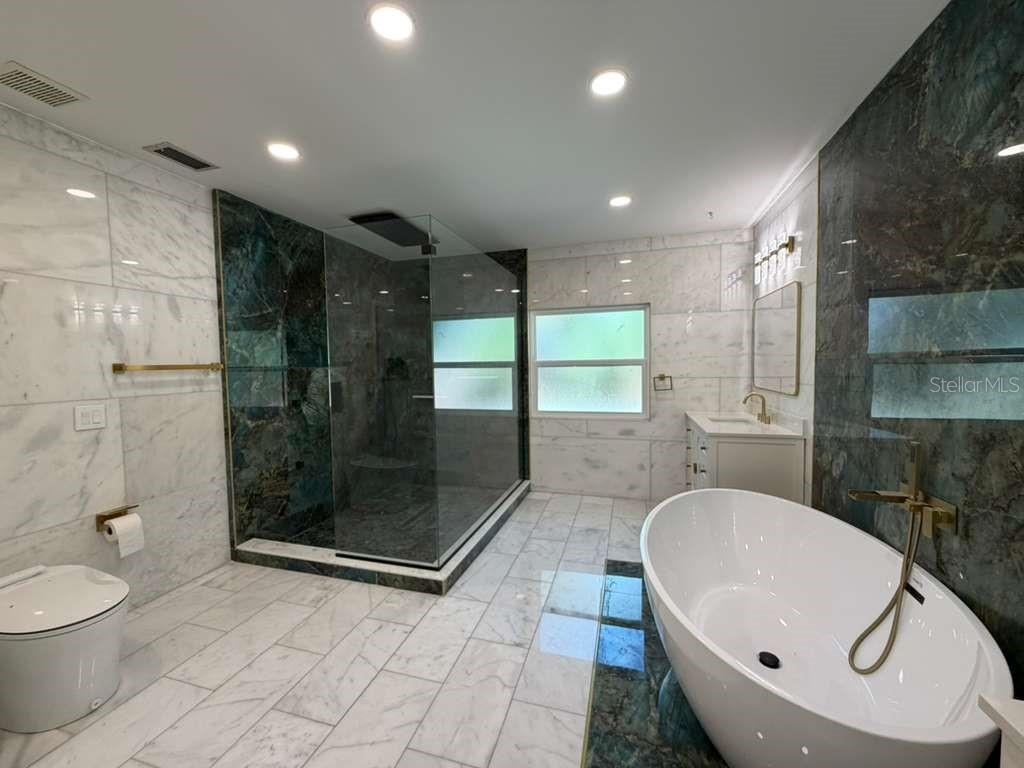 SABAL POINT SABAL GLEN AT - Residential