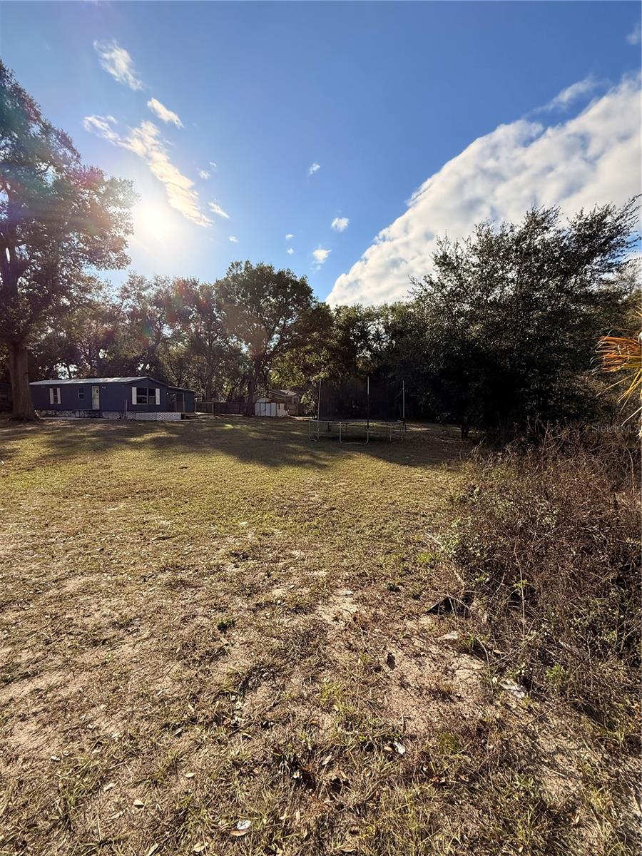 LITTLE LAKE WEIR ESTATE - Residential