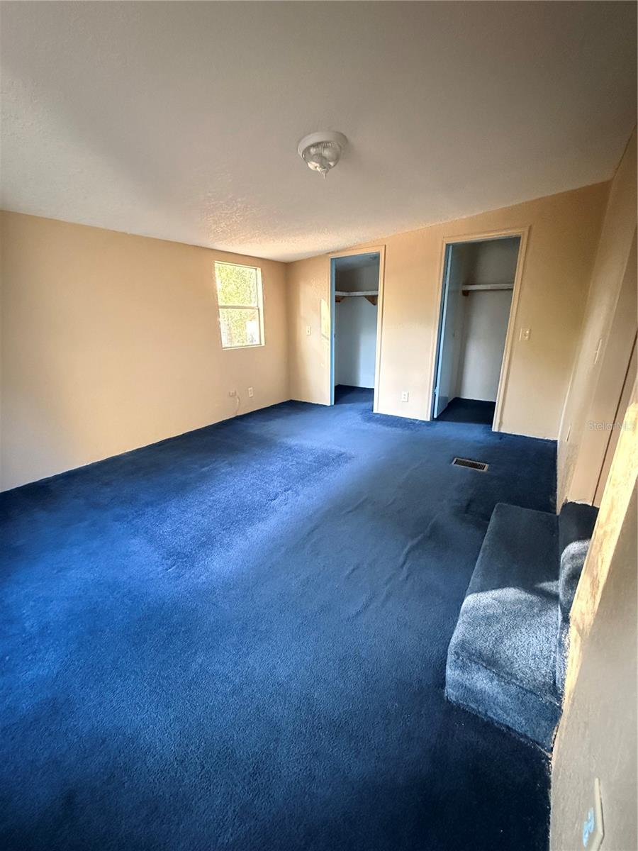 LITTLE LAKE WEIR ESTATE - Residential