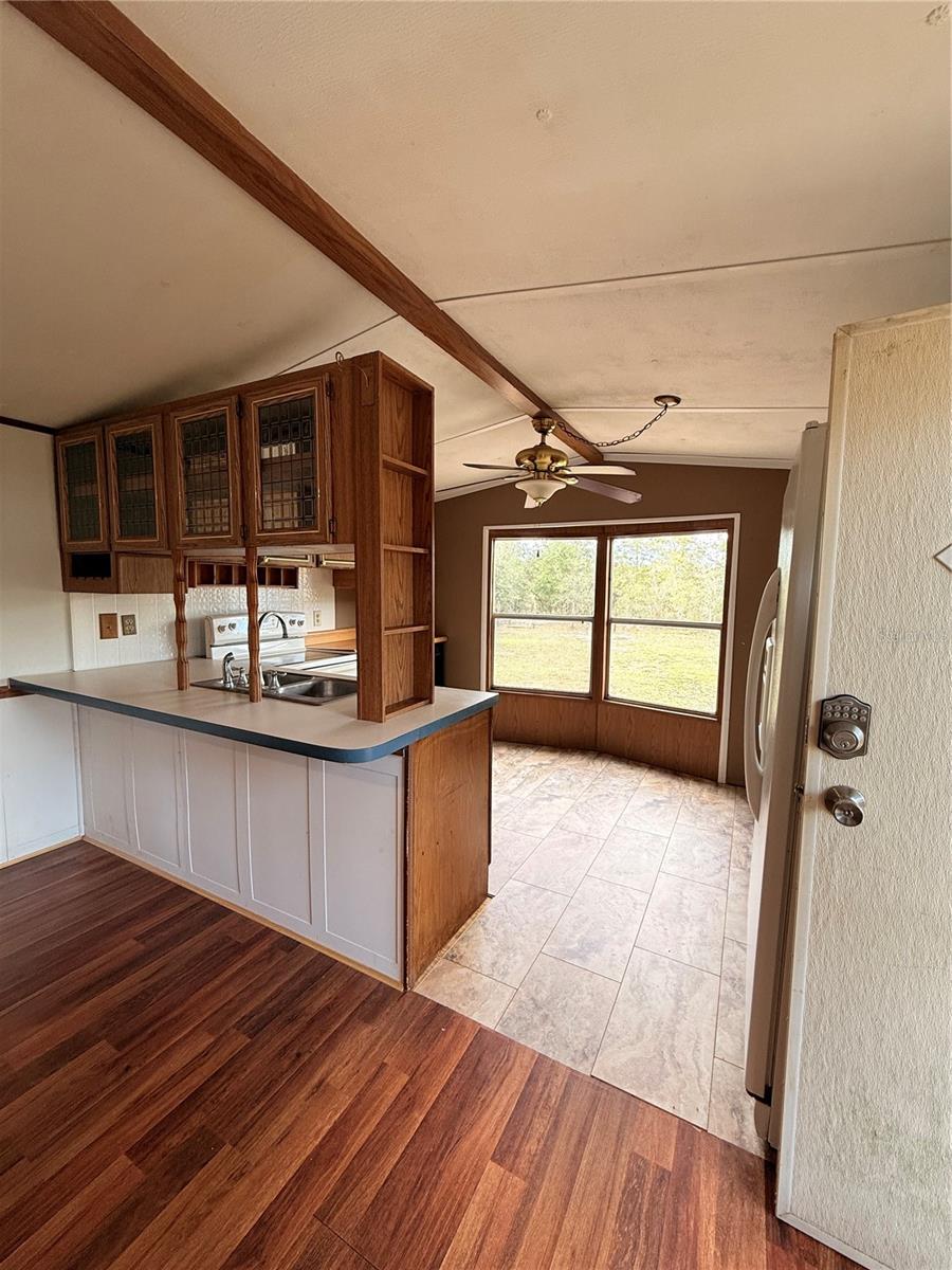 LITTLE LAKE WEIR ESTATE - Residential