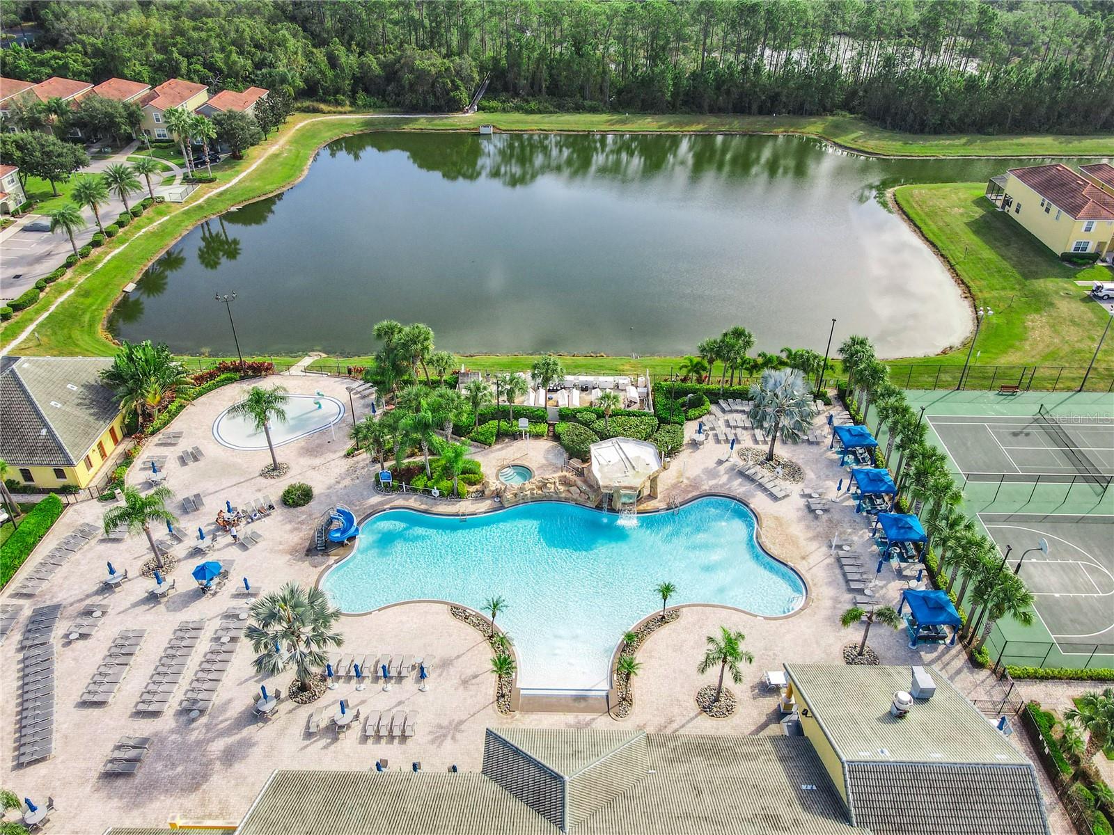 PARADISE PALMS RESIDENCE PH 02 - Residential