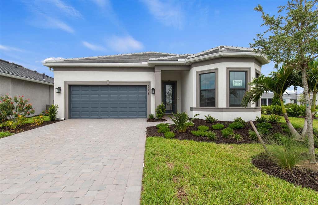 Photo of 5006 Golden Shore Court, Lakewood Ranch, FL 34211 (MLS # TB8536842)