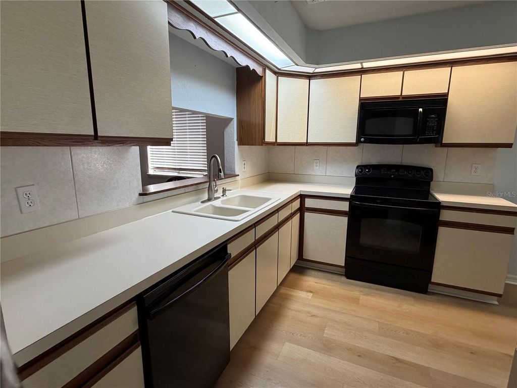 Photo of 95 Cotton Seed Trail, Ormond Beach, FL 32174 (MLS # V4948975)