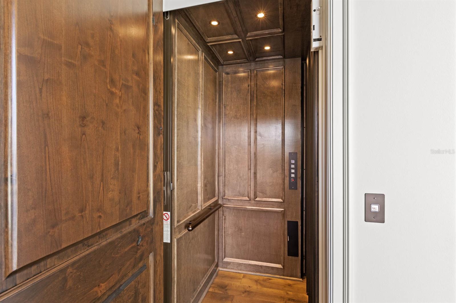 GOLDEN OAK PH 4 - Residential