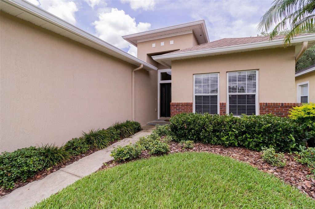 Photo of 6919 Eagle Ridge Boulevard, Lakeland, FL 33813 (MLS # L4956355)
