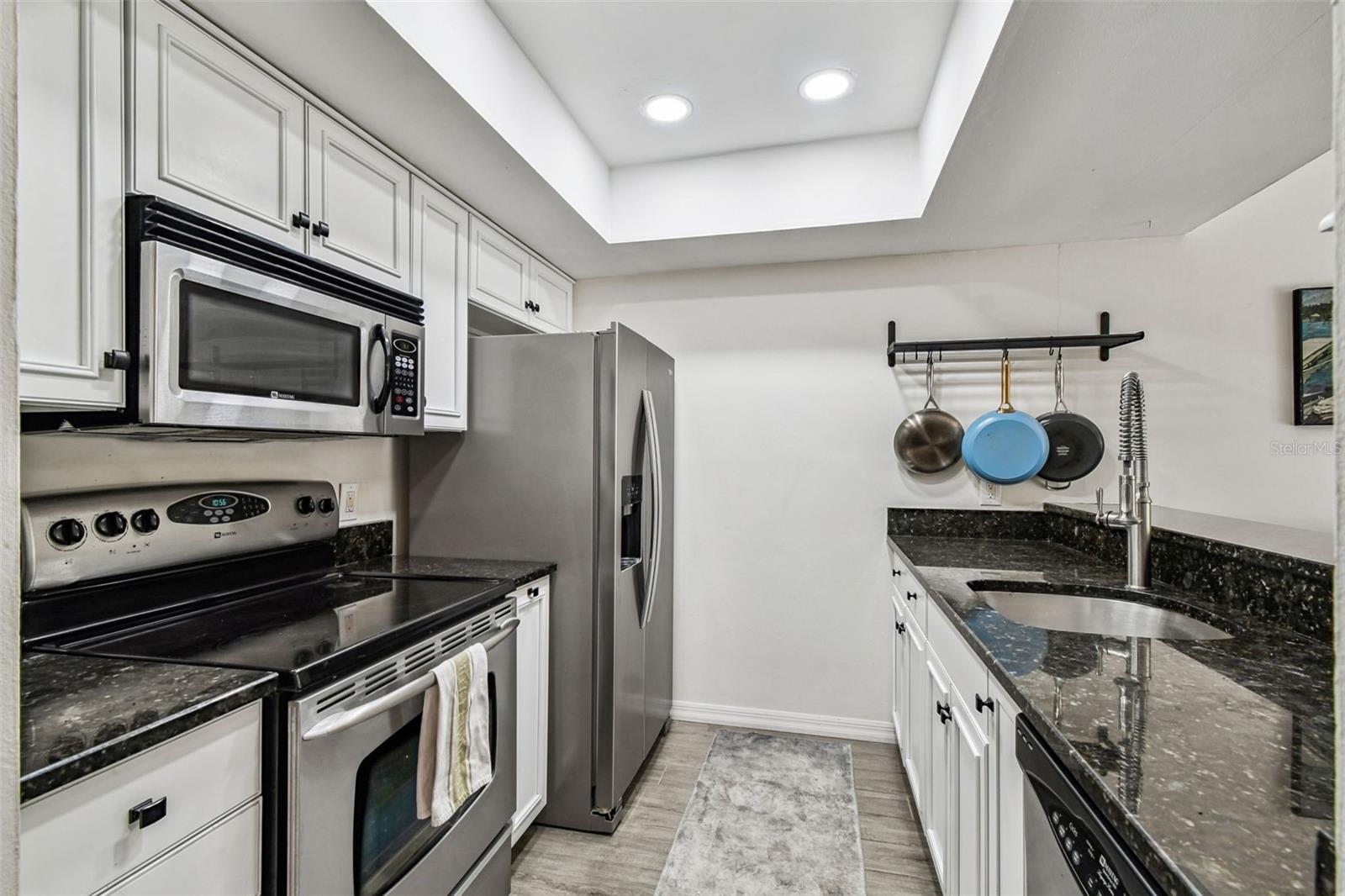 LE REFUGE A CONDO - Residential