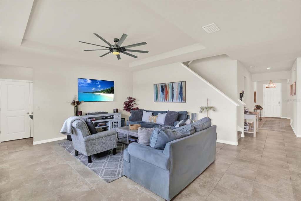 Photo of 6723 Devesta Loop, Palmetto, FL 34221 (MLS # TB8535063)