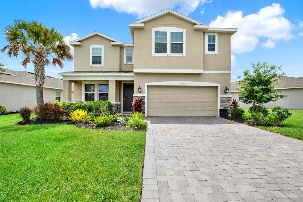 Photo of 6723 Devesta Loop, Palmetto, FL 34221 (MLS # TB8535063)