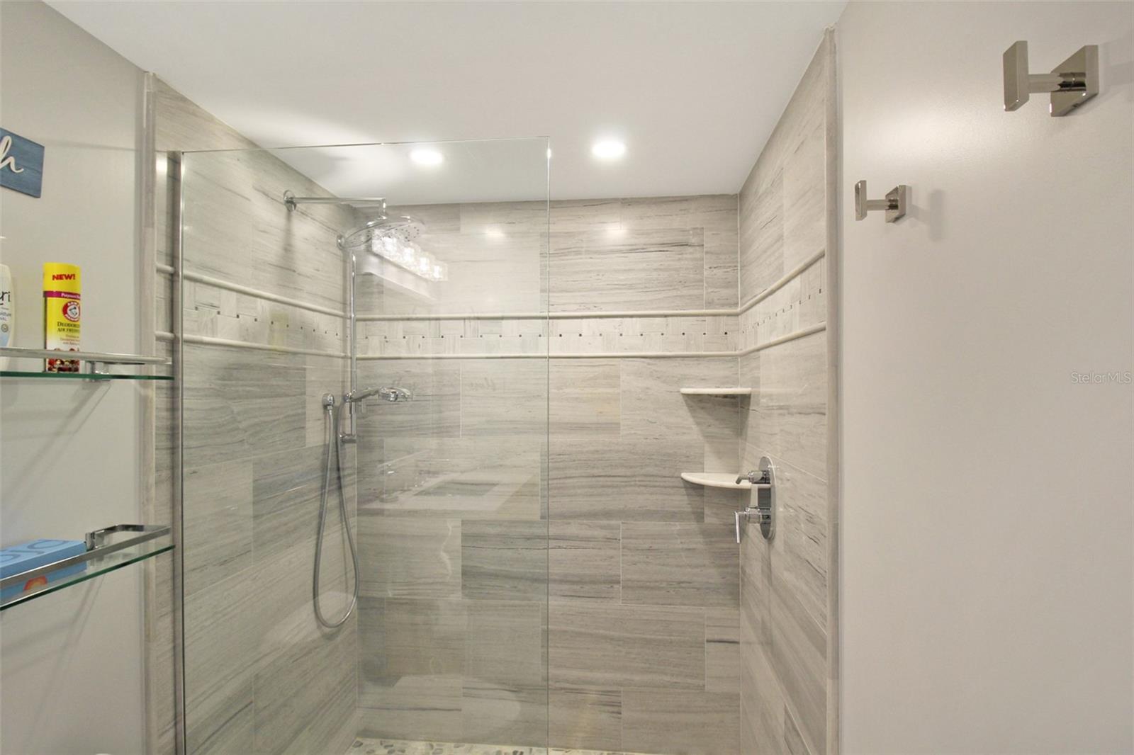 GULF & BAY CLUB BAYSIDE - Residential Lease