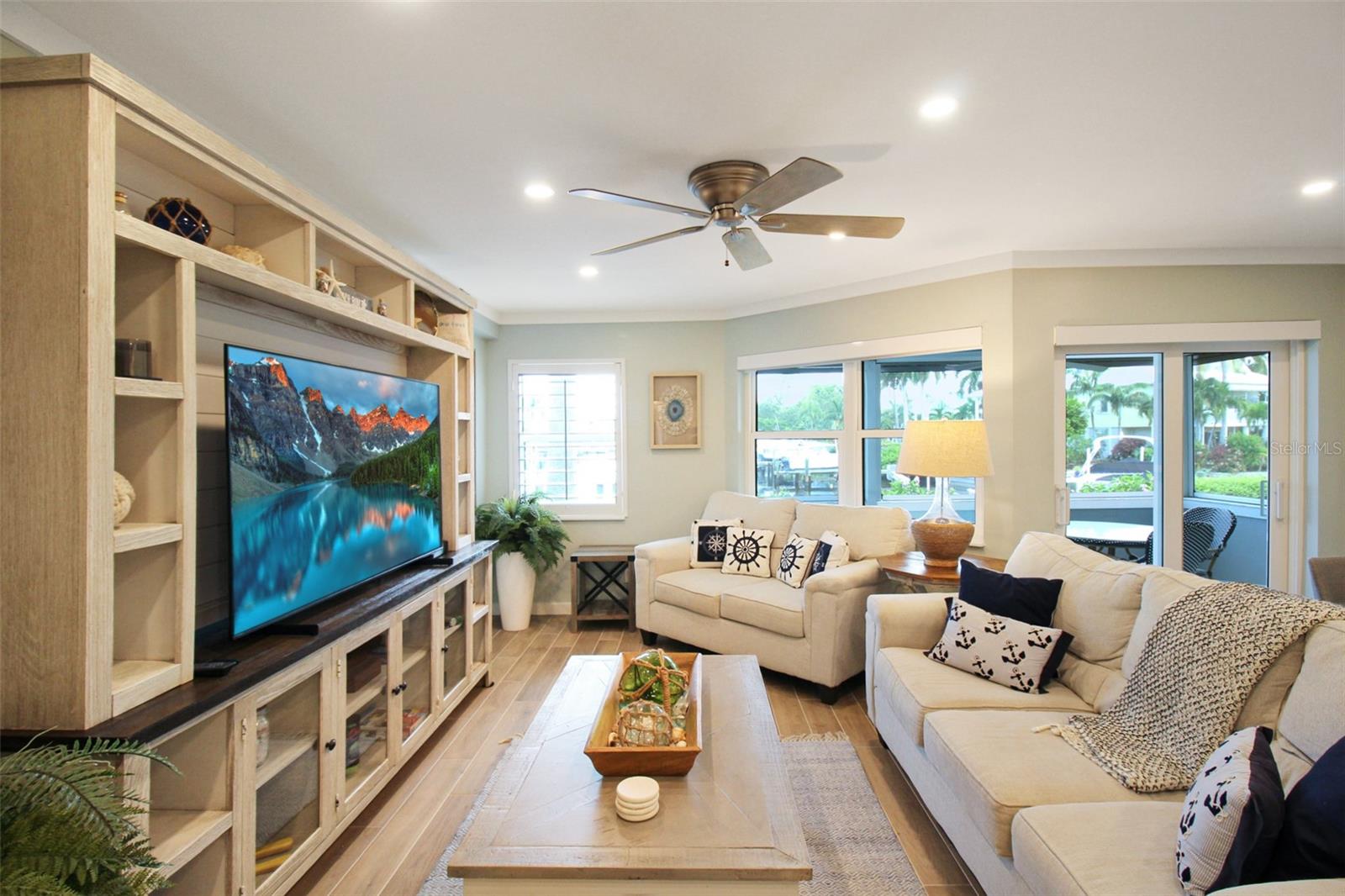 GULF & BAY CLUB BAYSIDE - Residential Lease