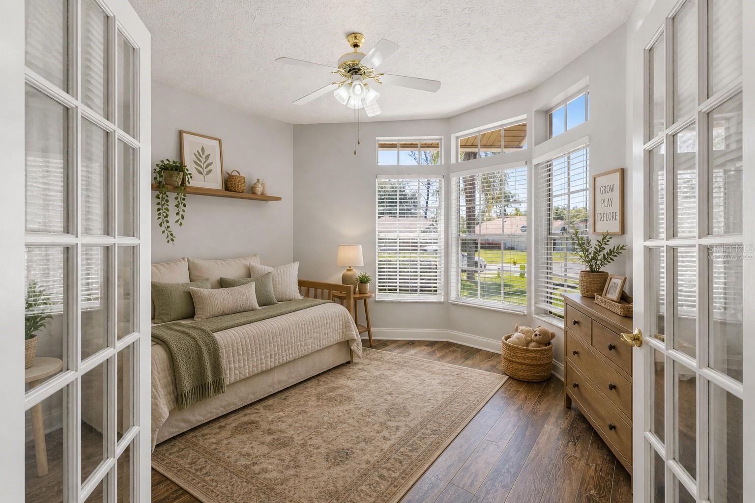 10311 PINENEEDLES DRIVE
