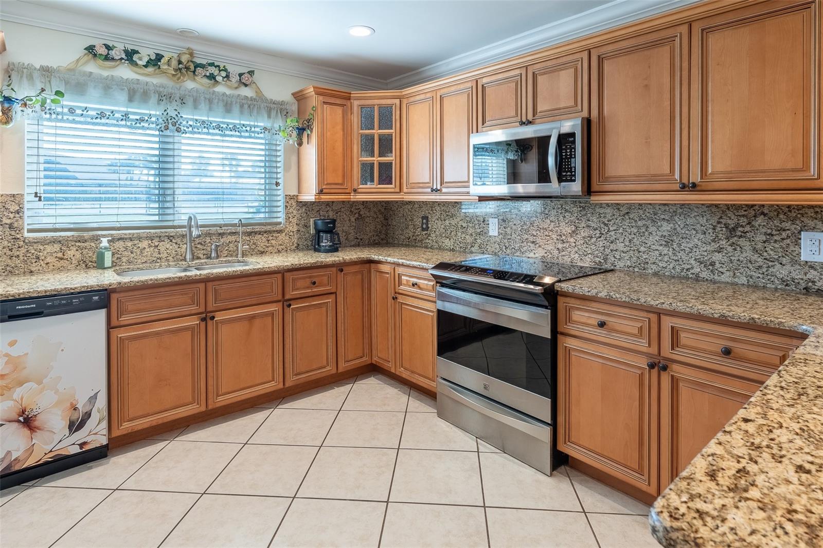 MARION LANDING - Residential