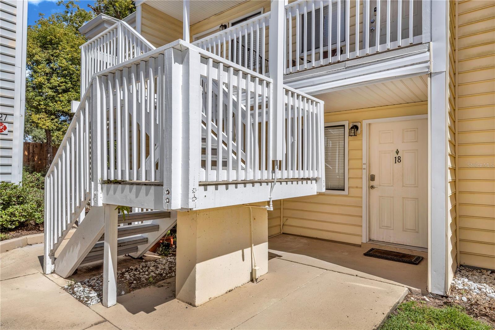 629 DELANEY AVENUE 18
