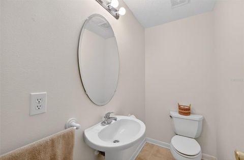 Tiny photo for 32510 Whitney Road, Leesburg, FL 34748 (MLS # G5109672)