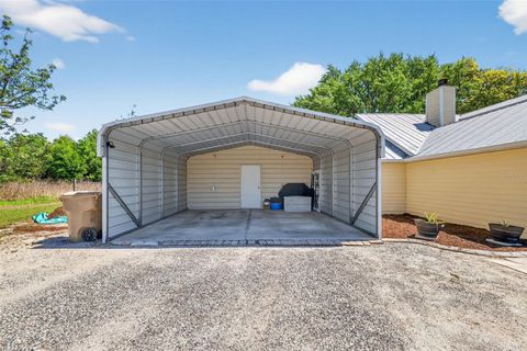 Tiny photo for 32510 Whitney Road, Leesburg, FL 34748 (MLS # G5109672)