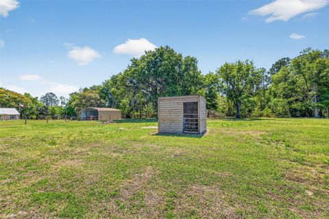 Tiny photo for 32510 Whitney Road, Leesburg, FL 34748 (MLS # G5109672)