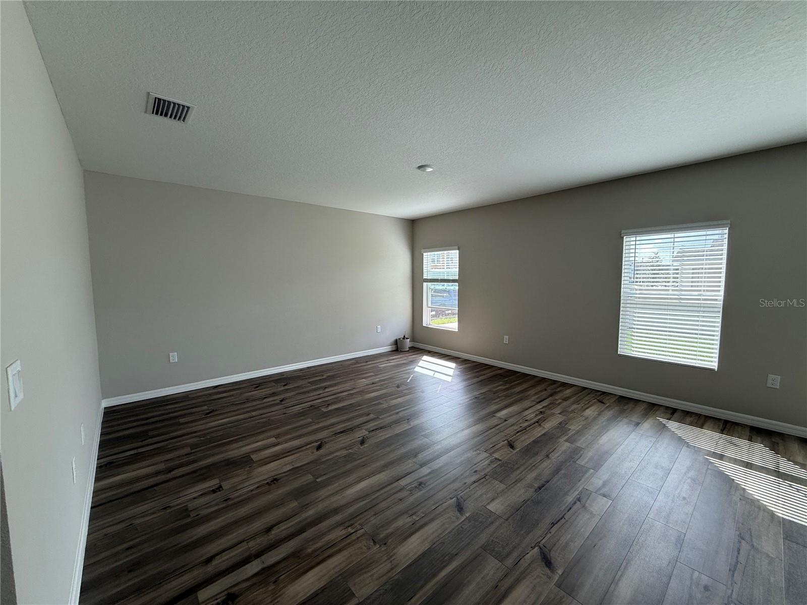SCENIC TERRACE SOUTH PH 1 - Residential Lease