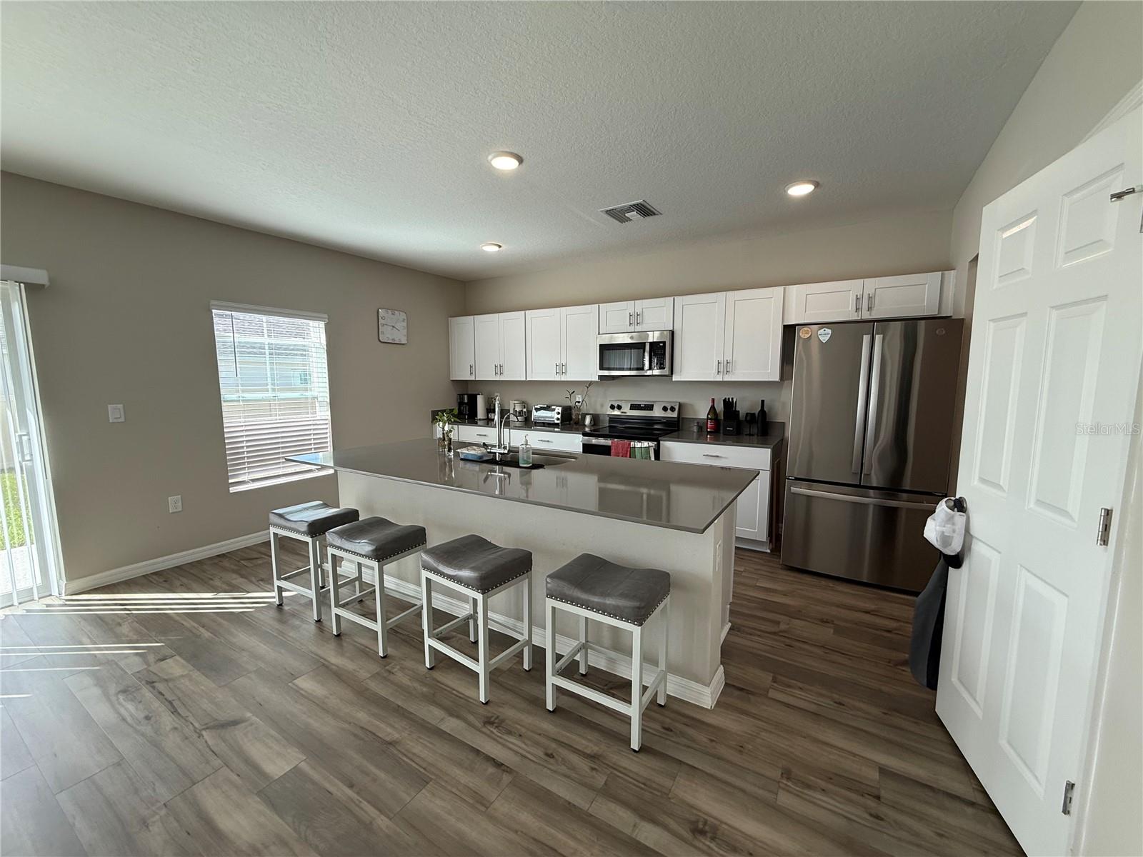 SCENIC TERRACE SOUTH PH 1 - Residential Lease