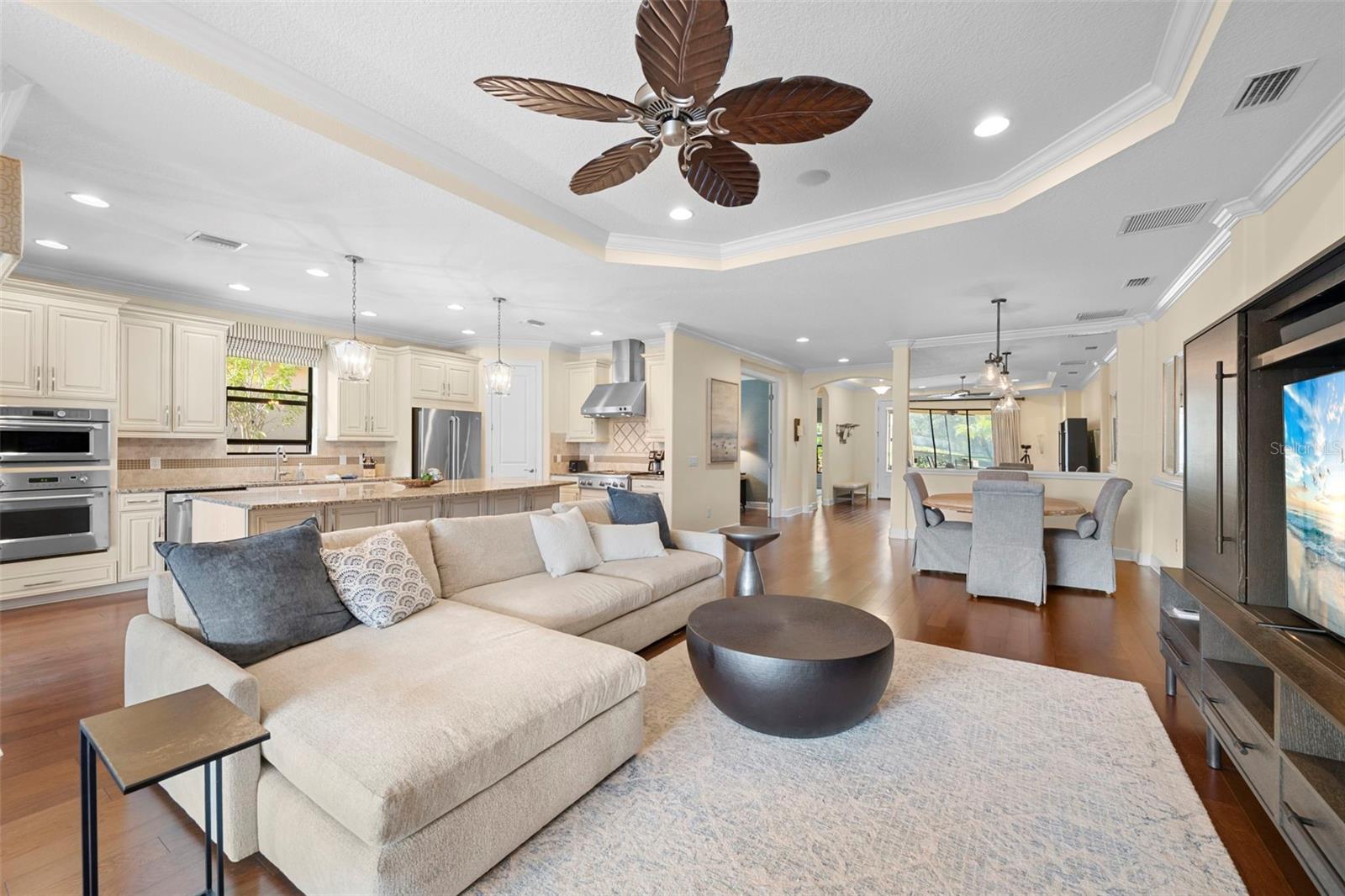 ESPLANADE BY SIESTA KEY - Residential