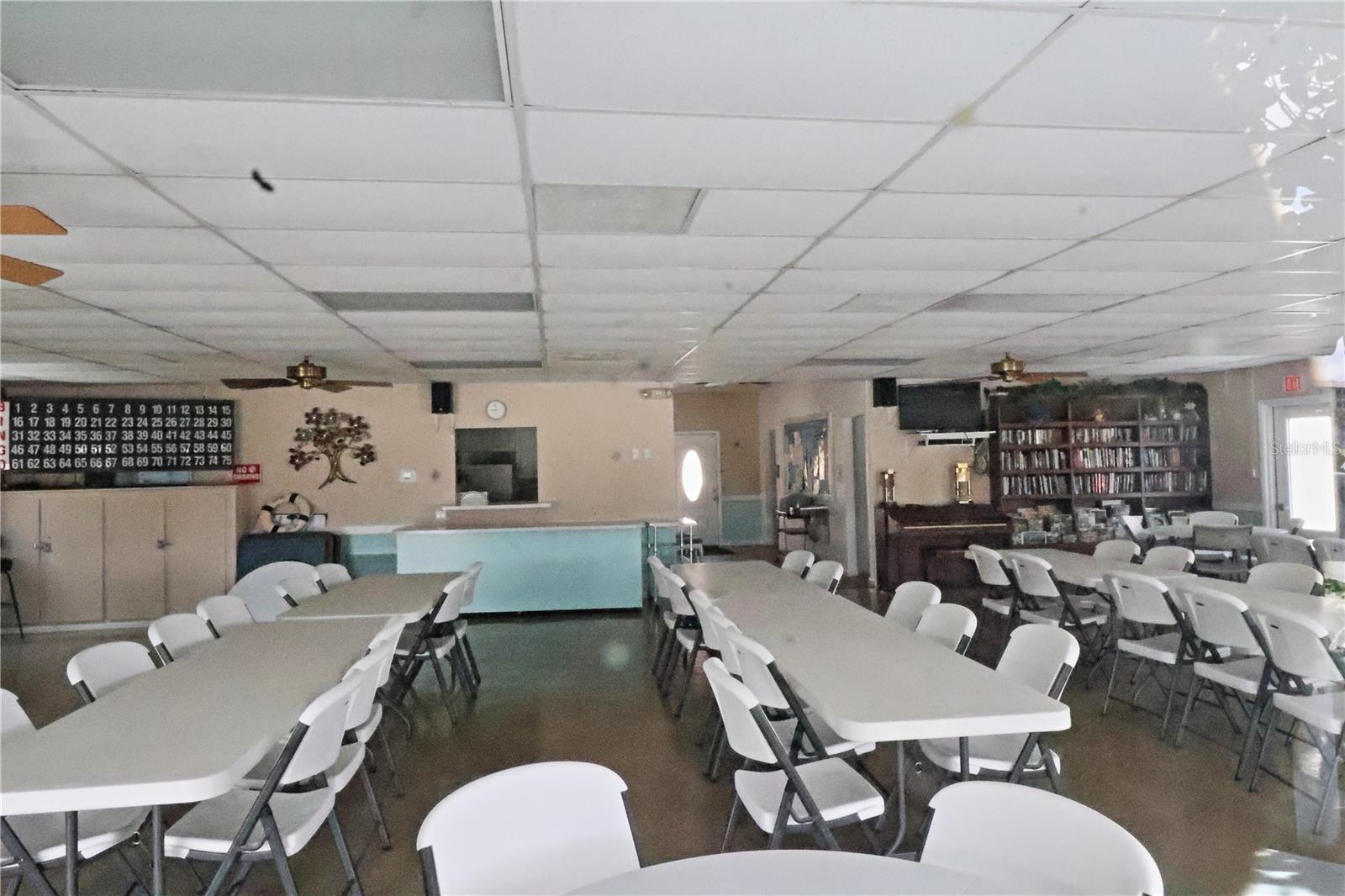 BAYSHORE ON THE LAKE APTS SEC 2 - Residential