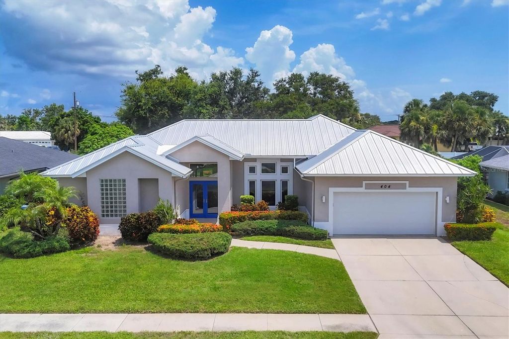 Photo of 404 Bayside Lane, Nokomis, FL 34275 (MLS # A4660022)