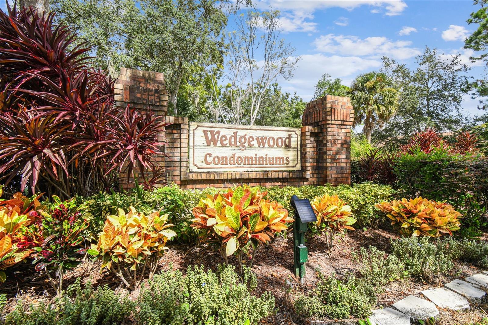 BEACON WOODS VILLAGE - Residential