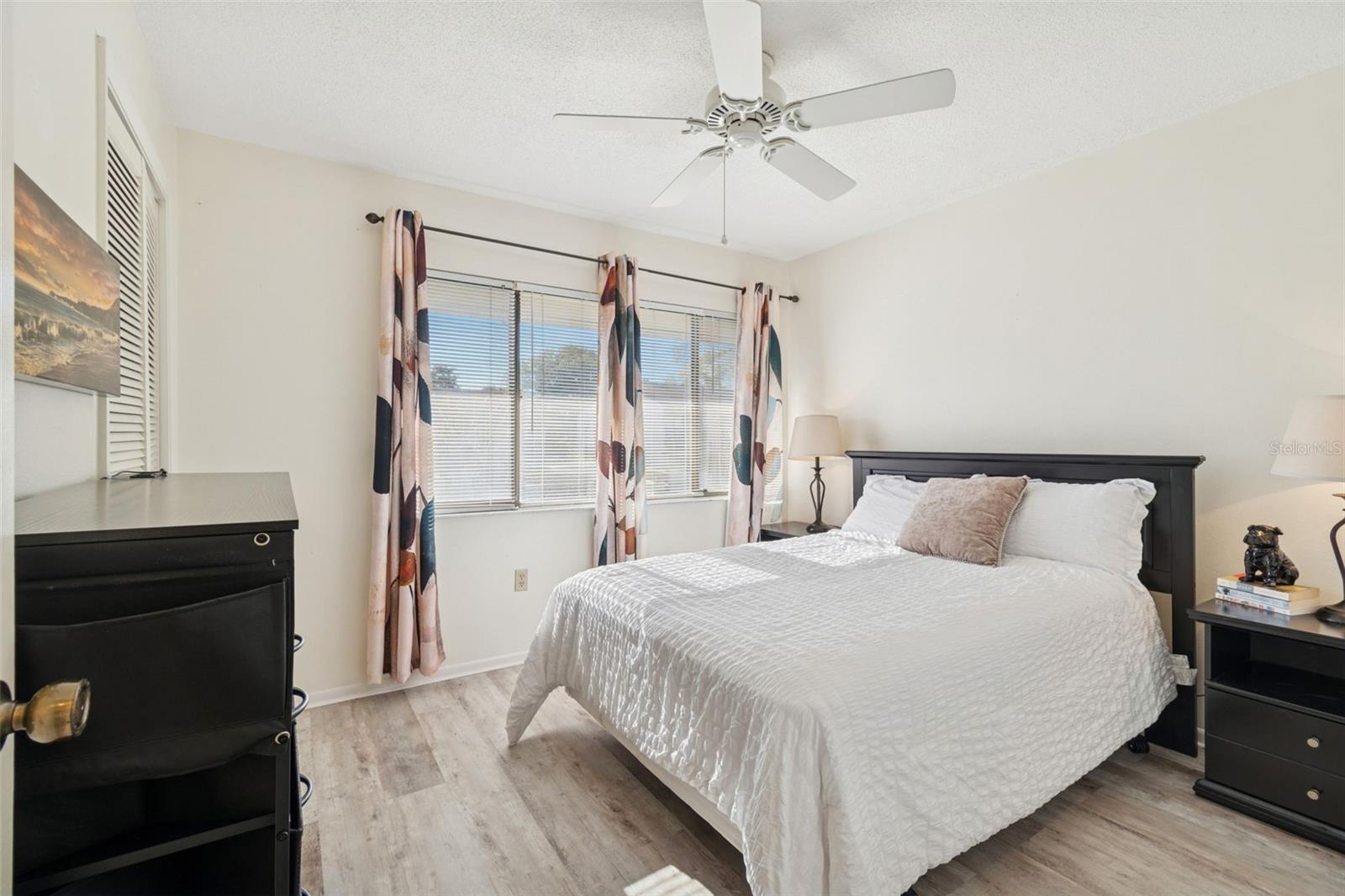 BEACON WOODS VILLAGE - Residential