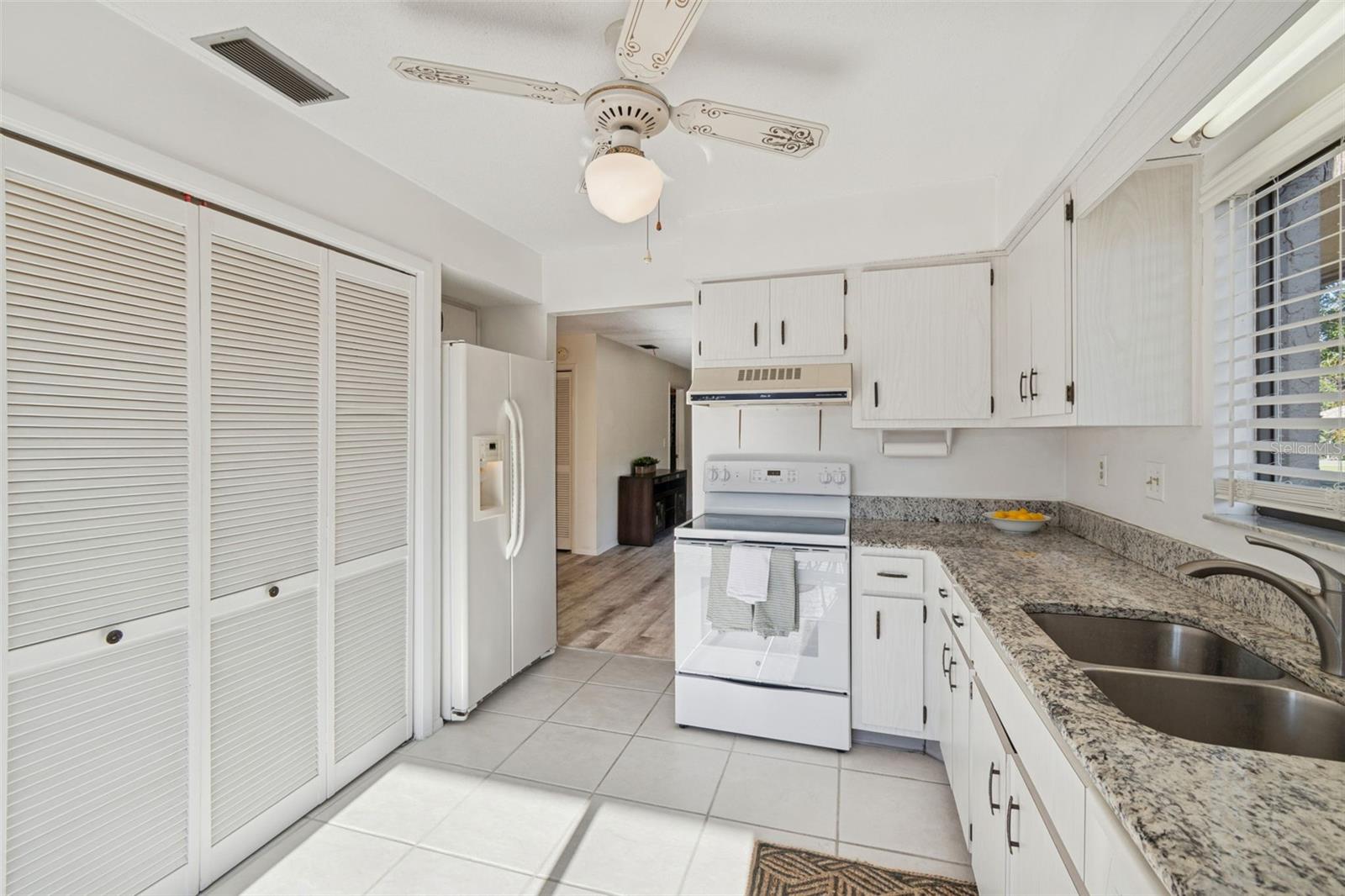 BEACON WOODS VILLAGE - Residential