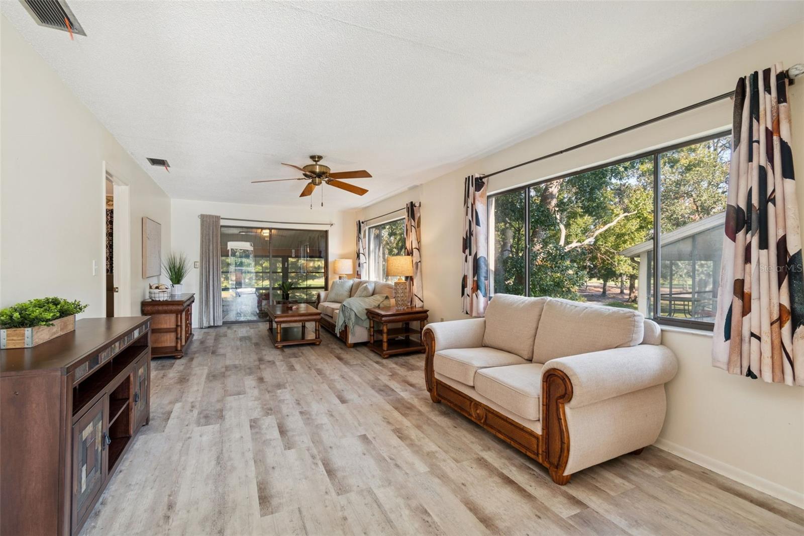 BEACON WOODS VILLAGE - Residential