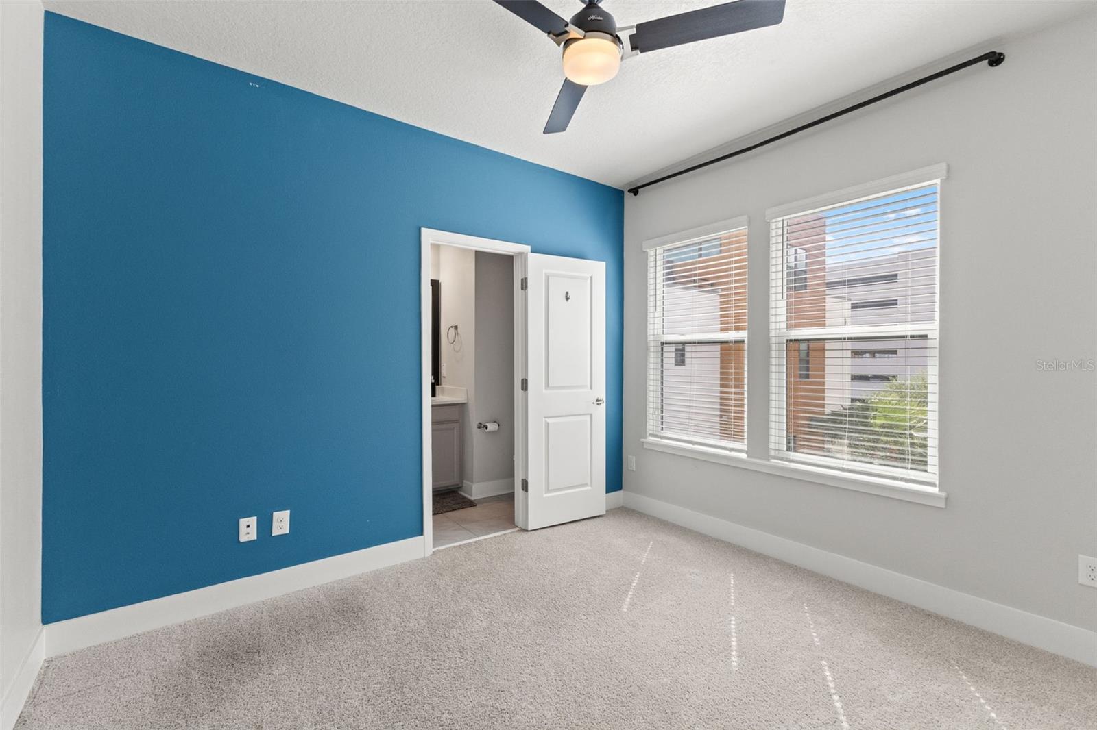 WESTSHORE VILLAGE TWNHMS - Residential