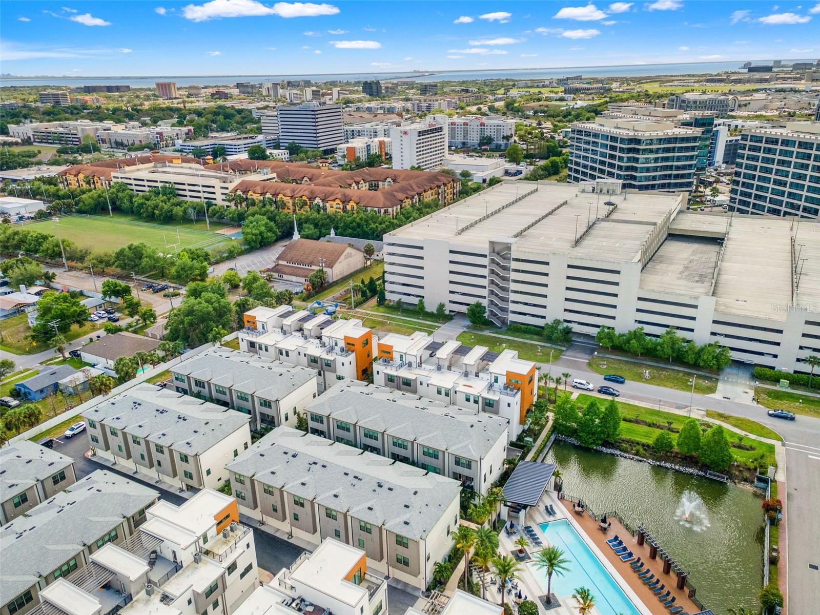 WESTSHORE VILLAGE TWNHMS - Residential