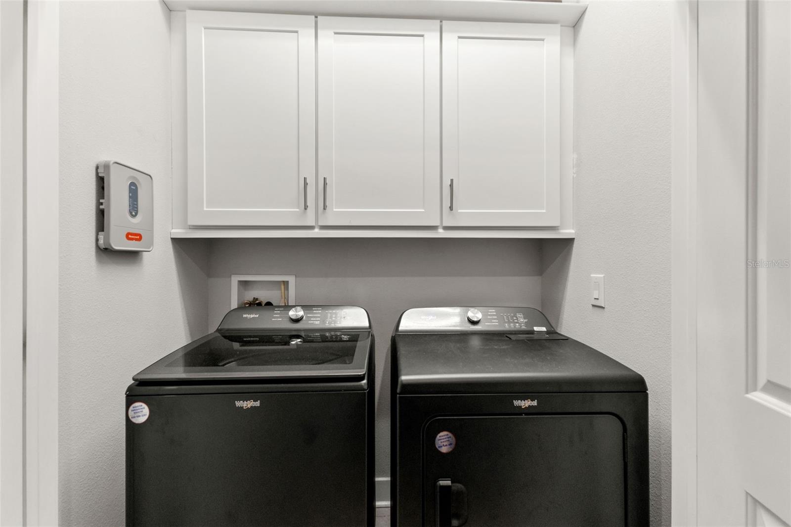 WESTSHORE VILLAGE TWNHMS - Residential