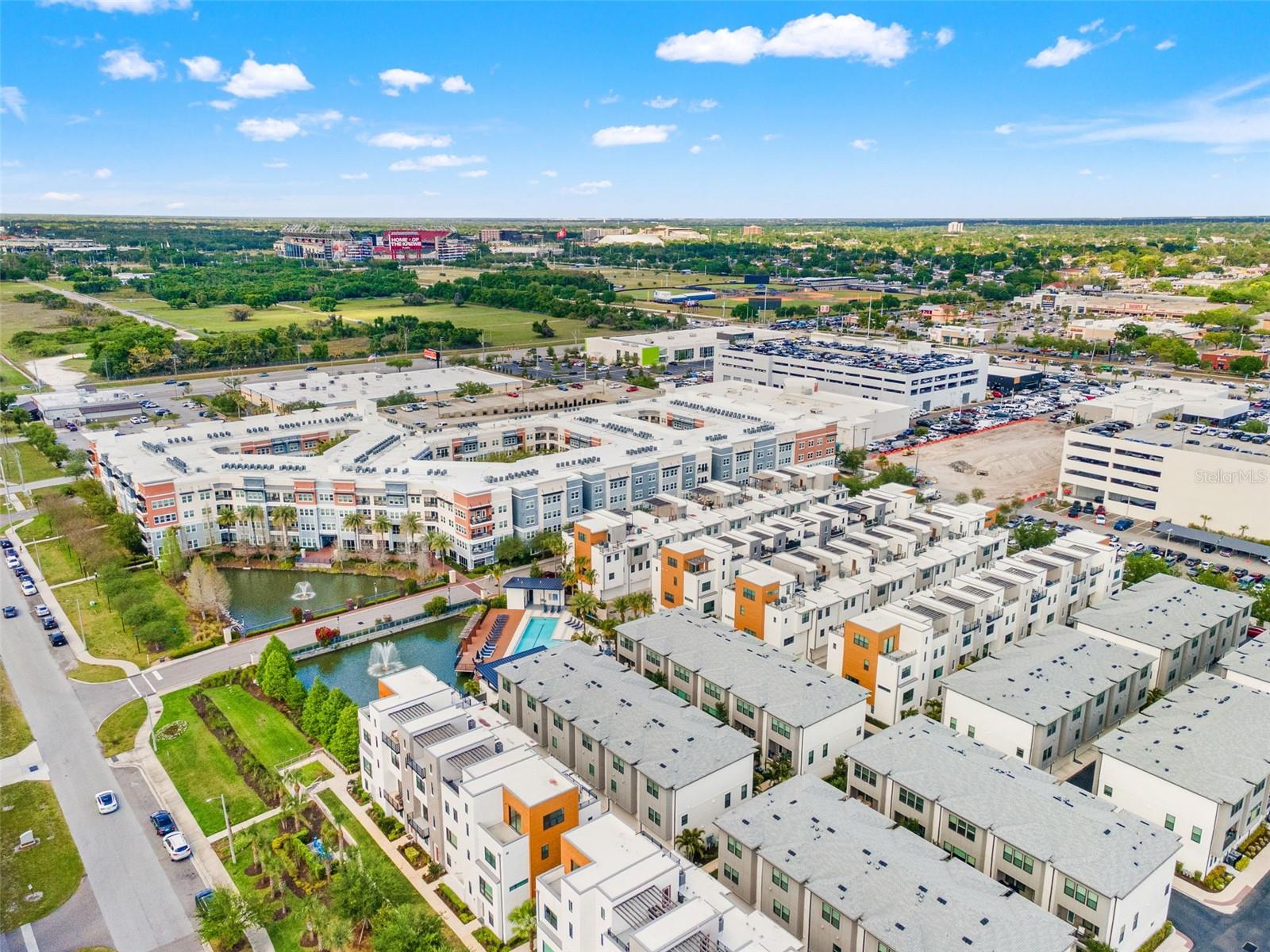 WESTSHORE VILLAGE TWNHMS - Residential